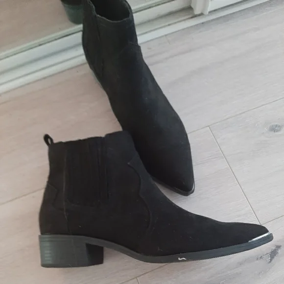 Booties - Picture 6 of 8